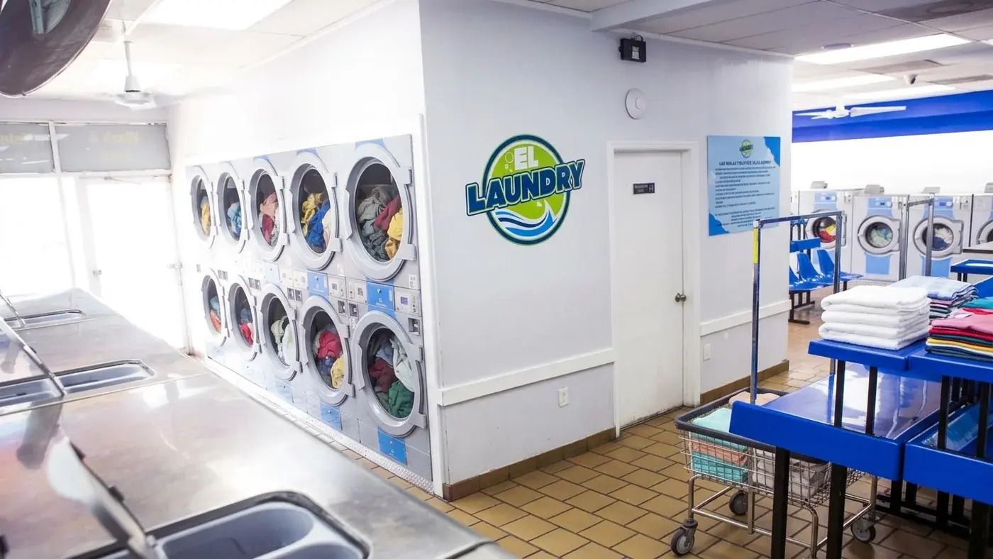Laundromat Near Miami Lakes, FL (33014): Drop-Off Wash & Fold, Pricing & Location